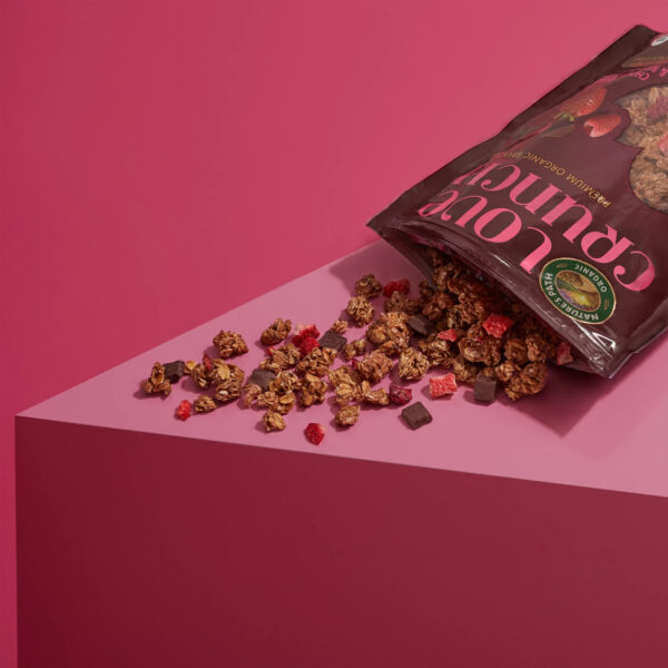 Love Crunch Organic Granola, Dark Chocolate and Red Berries, 11.5 oz - Image 3